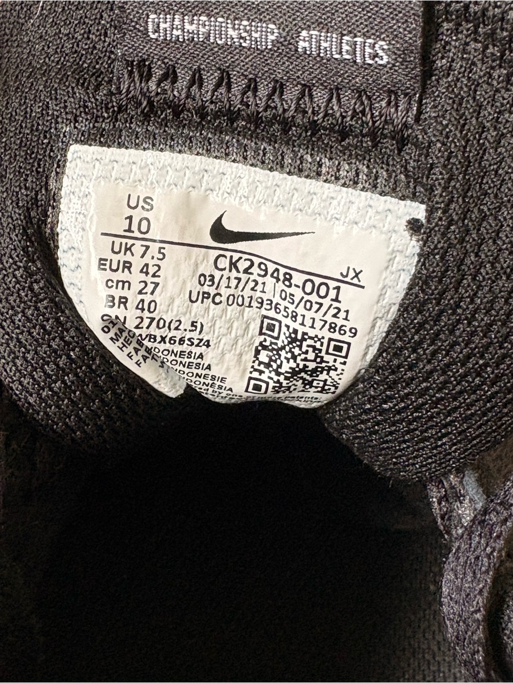 Nike Venture Runner 10 - Picture 7 of 7